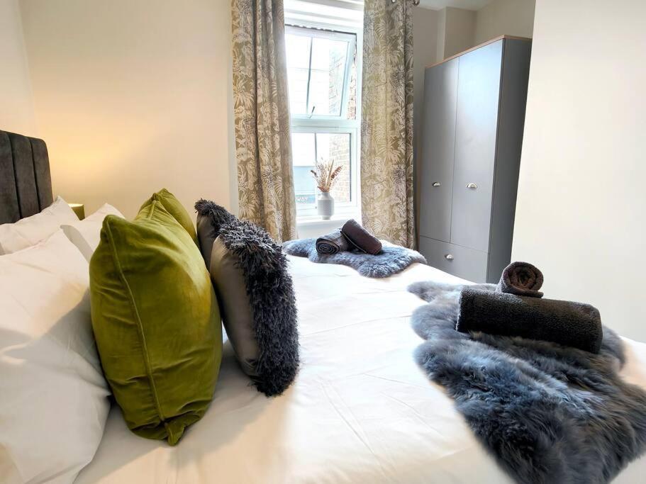 Carvetii - Anne House Room 2 - Dbl Bed First Floor En-Suite Карлайл Екстериор снимка