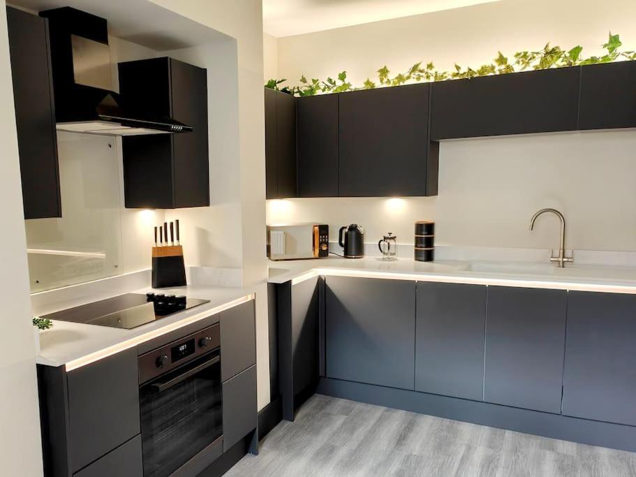 Carvetii - Anne House Room 2 - Dbl Bed First Floor En-Suite Карлайл Екстериор снимка